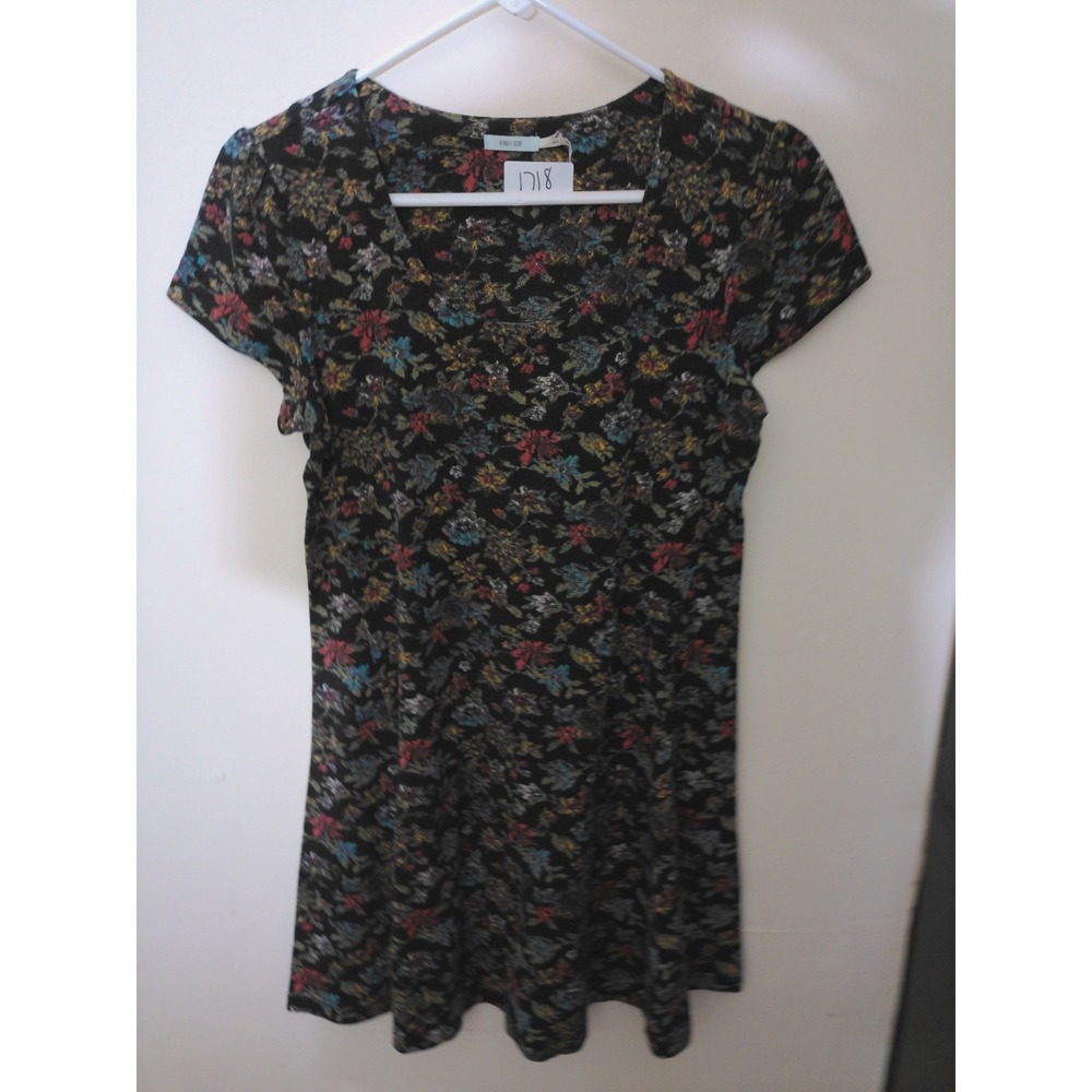 Kimchi Blue Mini Dress Women M Black Floral V-Neck Short Sleeve Boho Indie 1718
